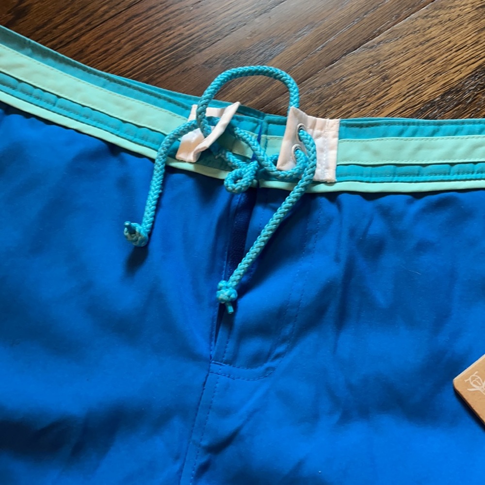 Men’s 33 Penguin swim shorts trunks - Picture 4 of 6